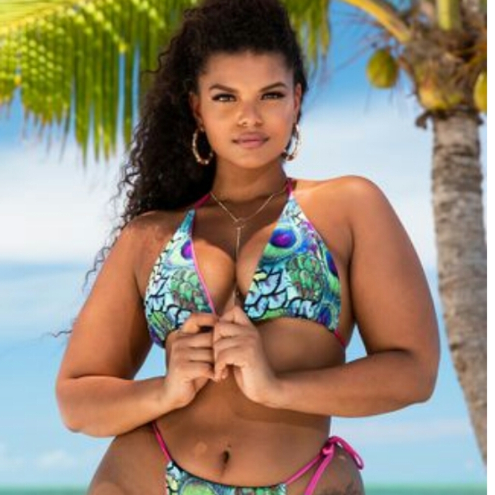 ISO Prettylittlething Peacock Bikini top Size 16